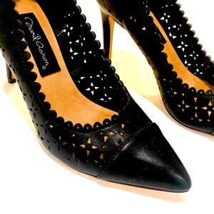 David Aaron Black Heels with Cutout Detail - New